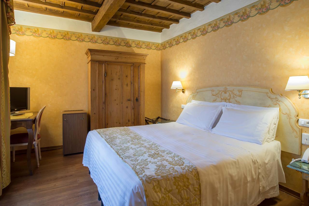 Hotel Atlantic Palace Florence Exterior photo